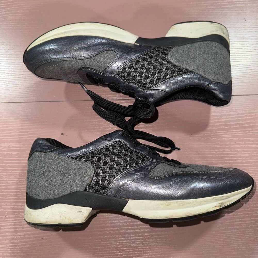 Tod's IT 38.5 Grey Leather Paneled Mesh Sneaker